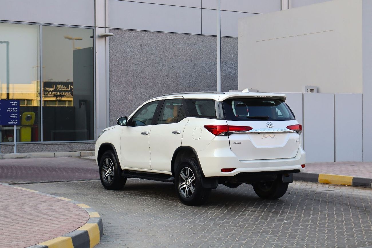 Toyota Fortuner GXR GCC V6