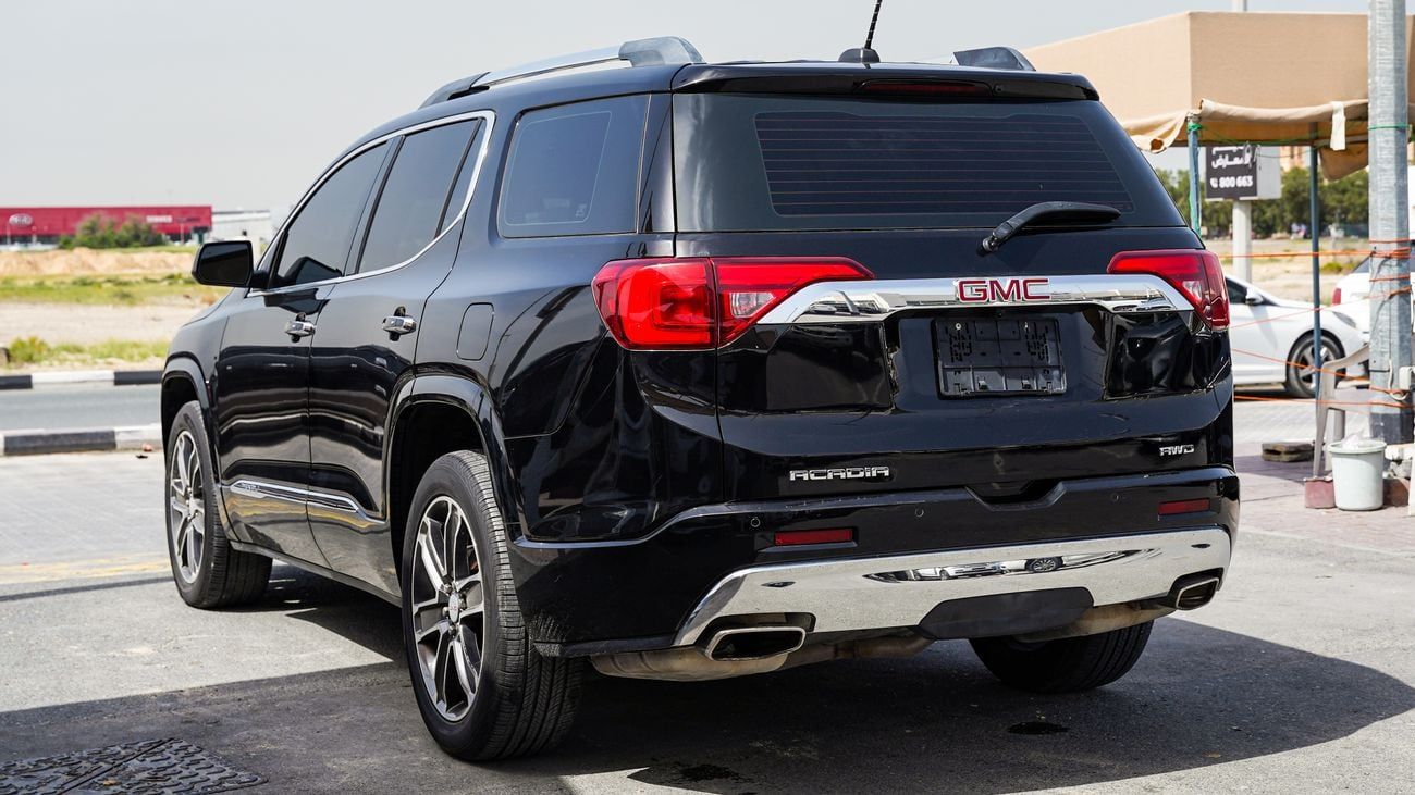 GMC Acadia