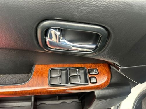 Nissan Patrol Safari Safari 4.8L A/T