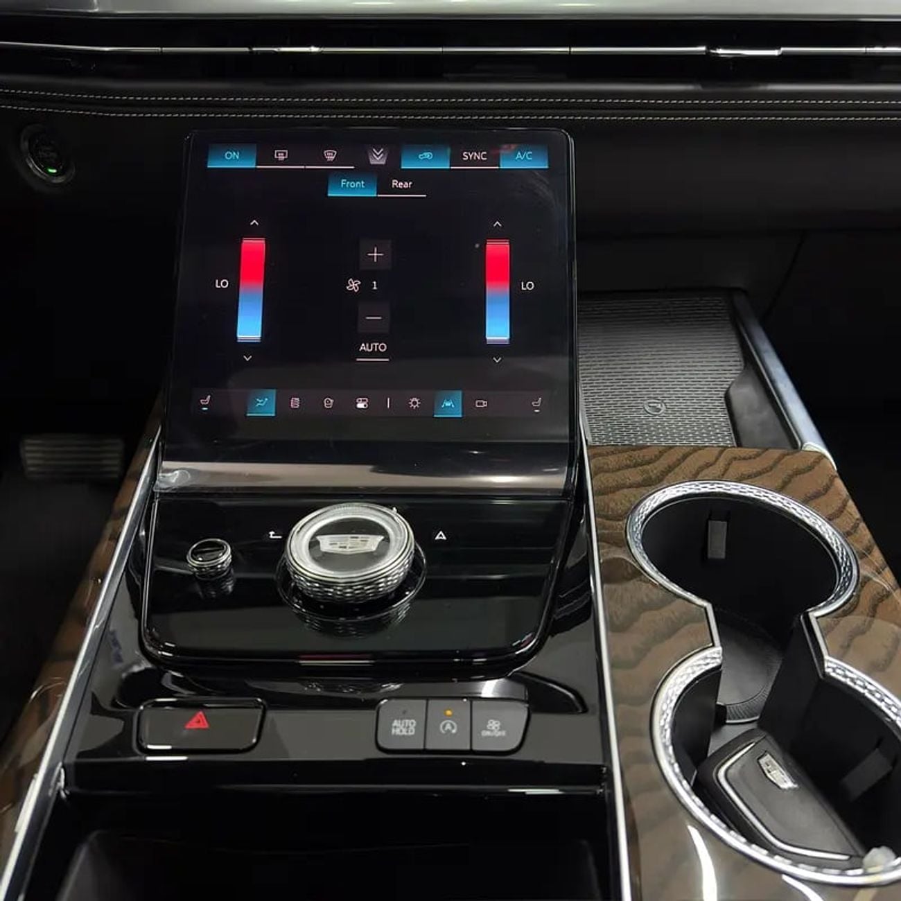 كاديلاك إسكالاد Sport Platinum 6.2L 4WD Sport Platinum