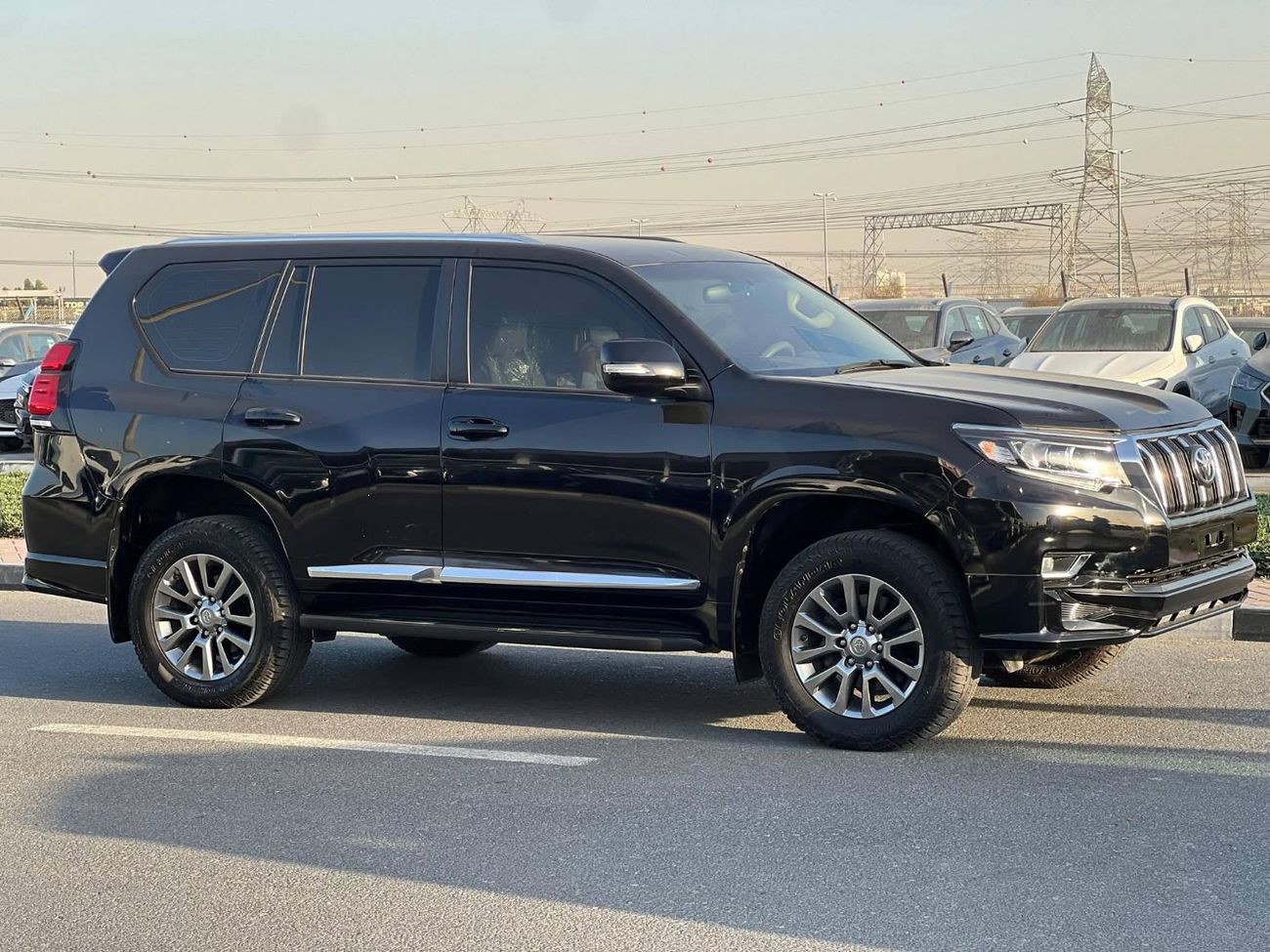 Toyota Prado Toyota prado 2019Model 4.0 petrol Engine Colour Black Transmission Automatic Interior.beige push sta