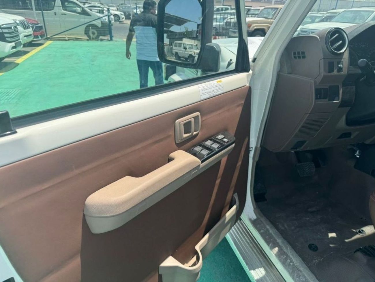 Toyota Land Cruiser Pick Up 2.8L DIESEL DOUBLE CAB FULL OPTION A/T 2024 GCC