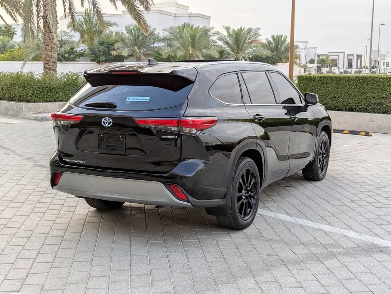 Toyota Highlander VXR Hybrid - GCC Specs - Pristine Condition