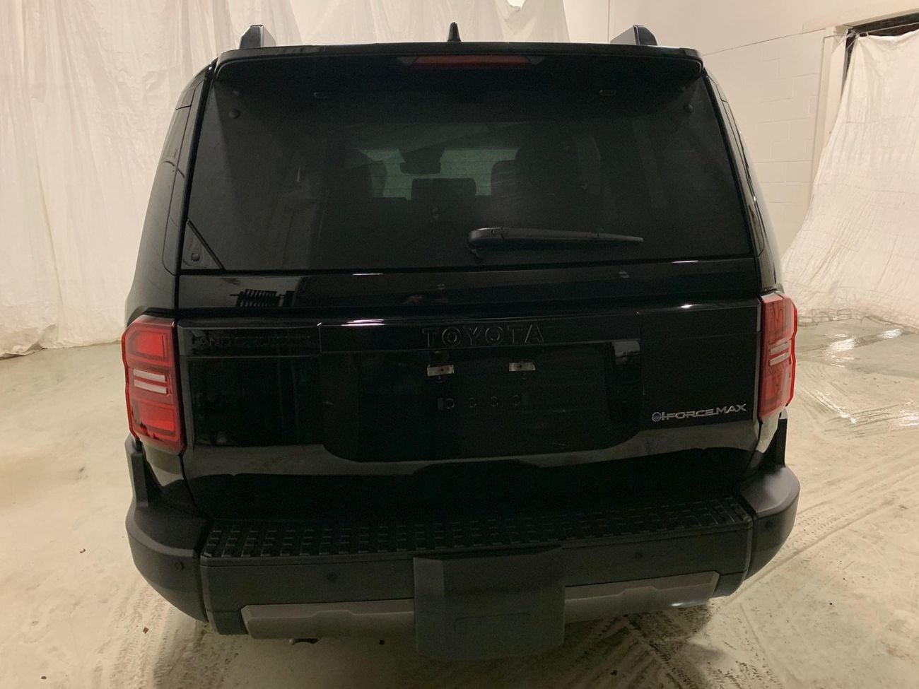 تويوتا برادو 26/26 PREMIUM HYBRID MAX