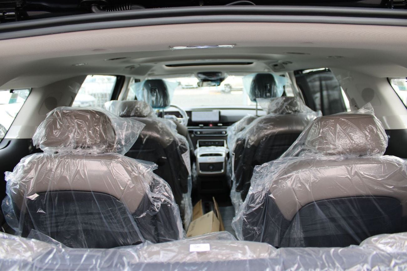 Kia Carnival Kia Carnival 3.5L 9Seater New Shape