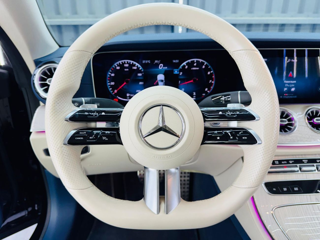 مرسيدس بنز E 200 كوبيه AMG 2022 Mercedes Benz E300, 2026 Mercedes Warranty + Service Pack, Excellent Condition, GCC