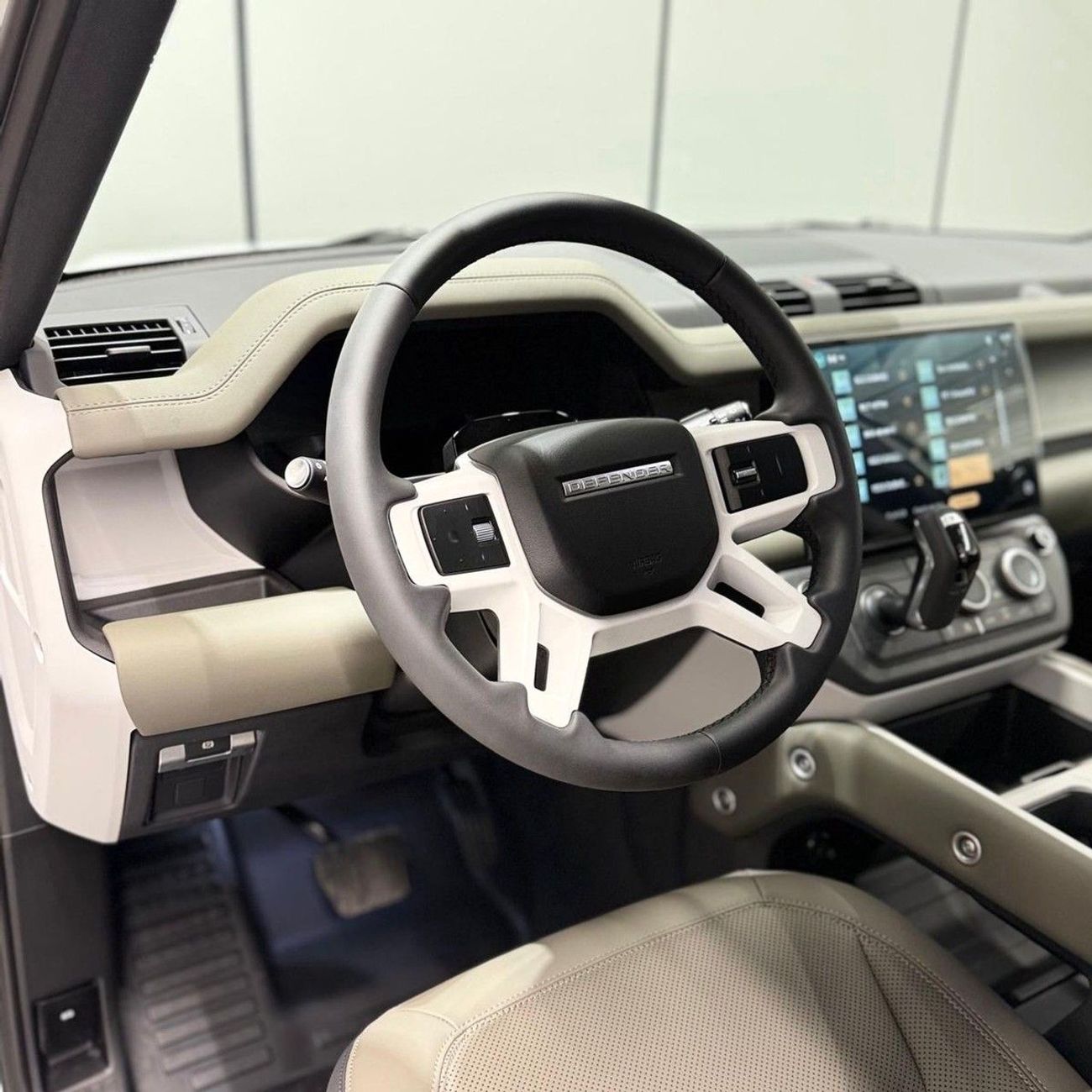 Land Rover Defender P300 Land Rover Defender 110 2026 GCC specs