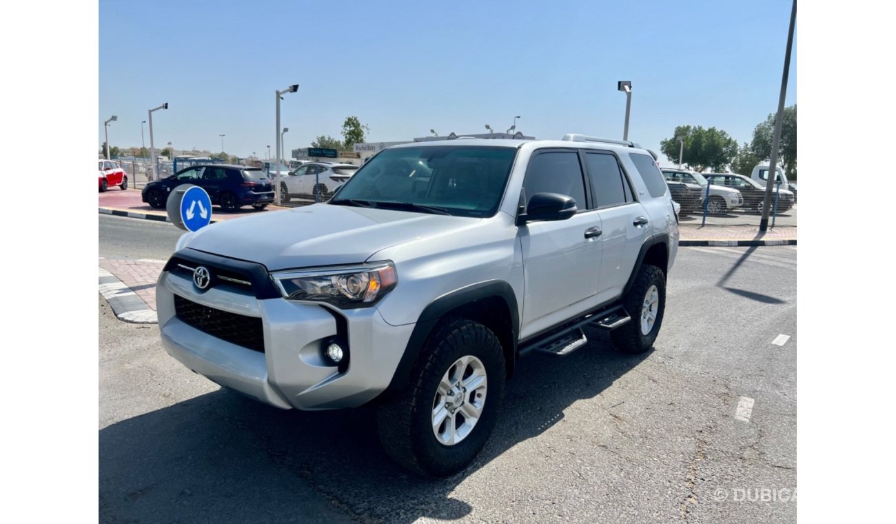 تويوتا 4Runner 2018 4x4 SUNROOF 7 SEATS