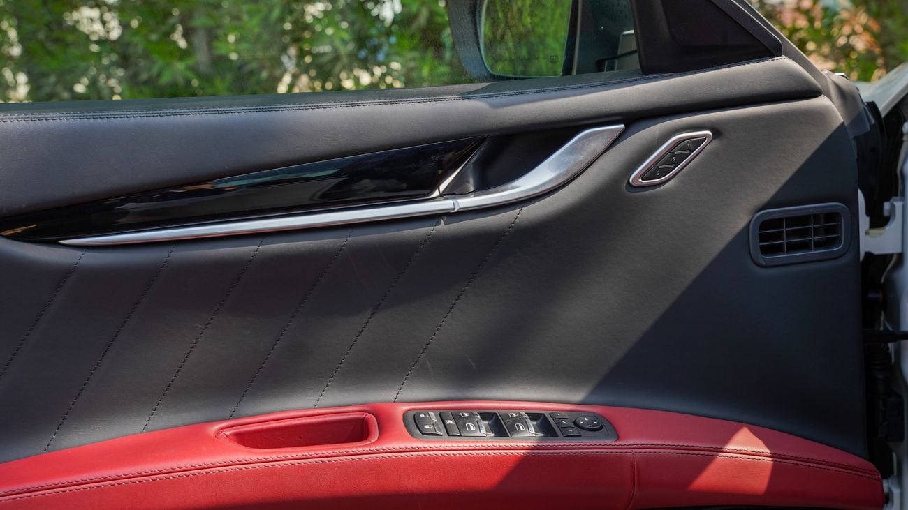 Maserati Ghibli Modena  3.0L