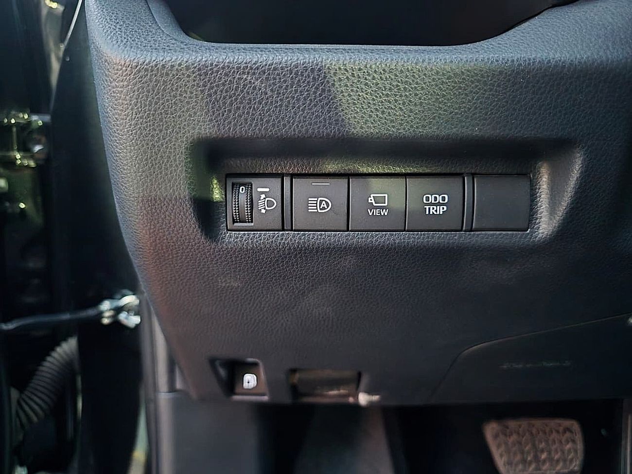 Toyota RAV4 Toyota rav4 2.5l hybrid 4*2 full option black color 2023 model