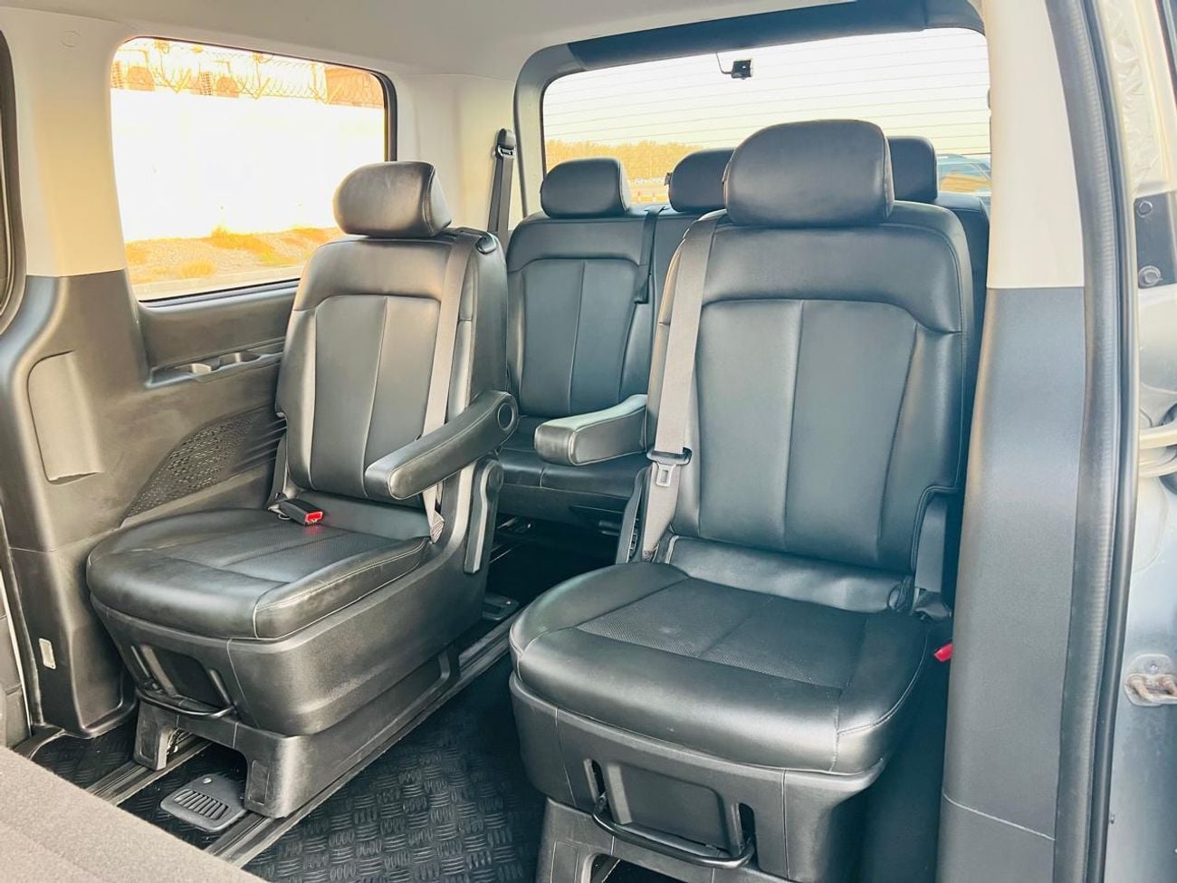Hyundai Staria 11 SEAT