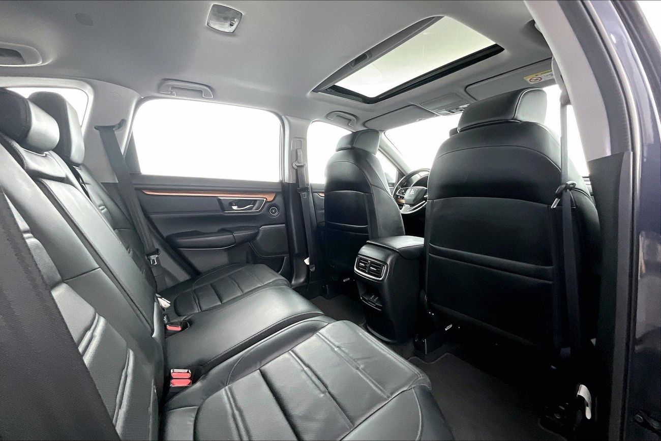 Honda CRV Touring | National Day Celebration | Guaranteed Warranty | 0 Down Payment