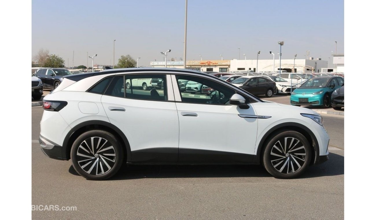 Volkswagen ID.4 2022 | PURE+ 100% ELECTRIC INTELLIGENT SUV FULL OPTION WITH PANORAMIC SUNROOF