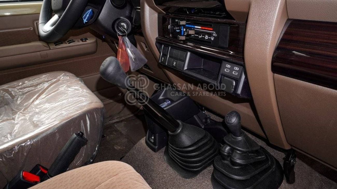 Toyota Land Cruiser 70 LC 76 Hard Top 4.0L
