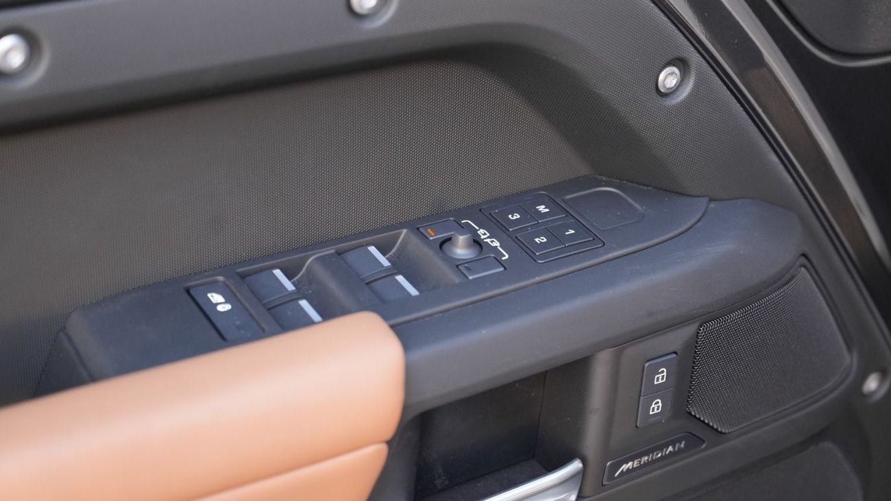 Land Rover Defender P400 110 X-Dynamic HSE 3.0L (7 Seater) 2025 MY EXPORT PRICE