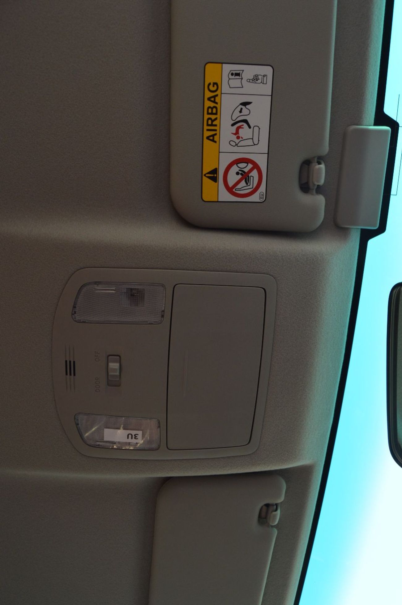 Toyota Hilux Toyota Hilux Pick Up Year: 2025 Color: White