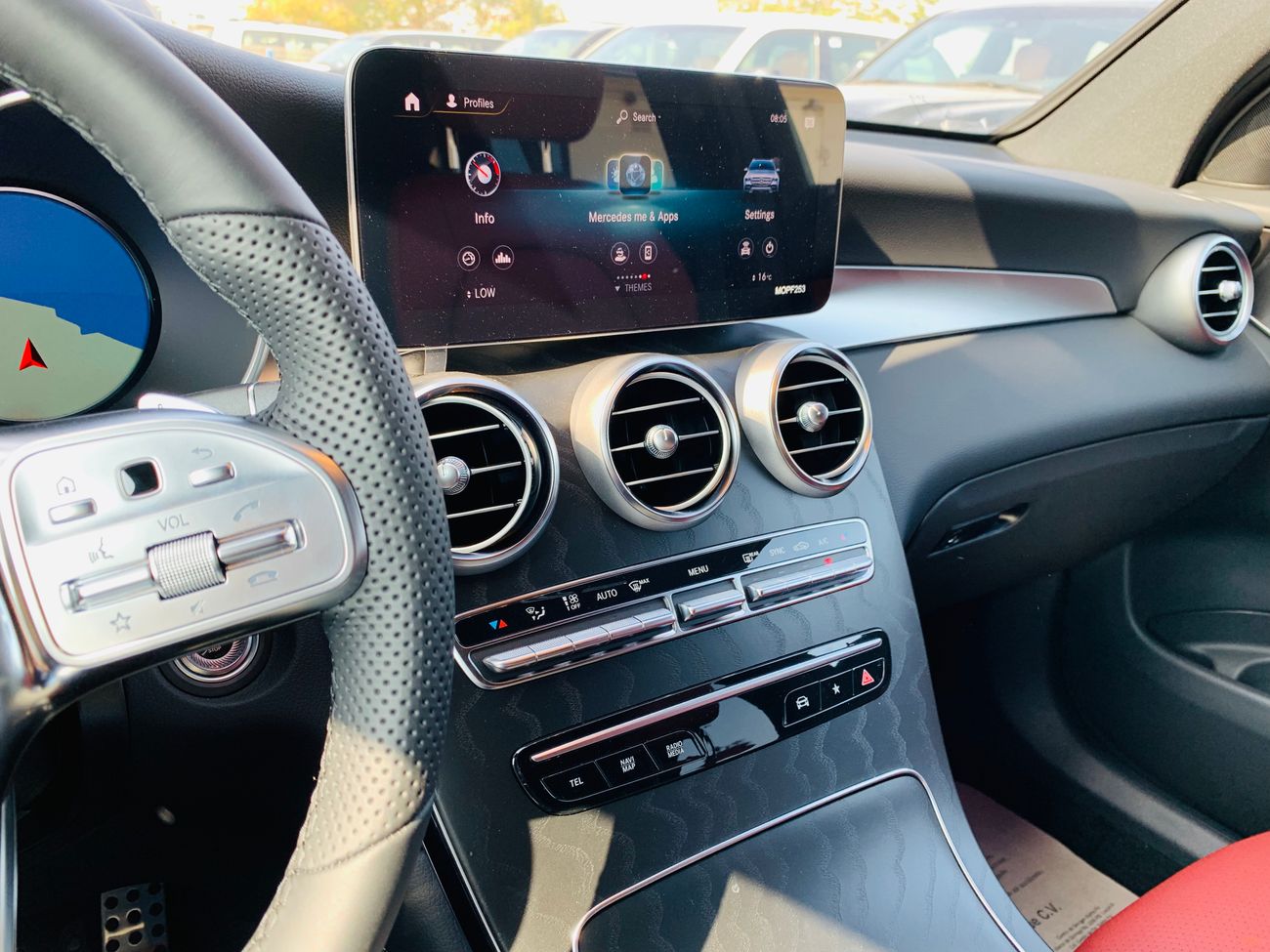 Mercedes-Benz GLC 300 2.0L PETROL COUPE AVANTGARDE