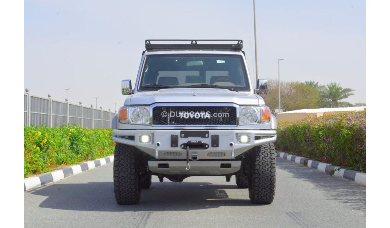 Toyota Land Cruiser TOYOTA LAND CRUISER 71 HARDTOP SHORT WHEEL BASE  V6 4.0L PETROL 5 SEAT MANUAL TRANSMISSION SAHARA E