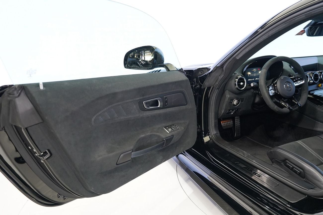 مرسيدس بنز AMG GT BLACK SERIES