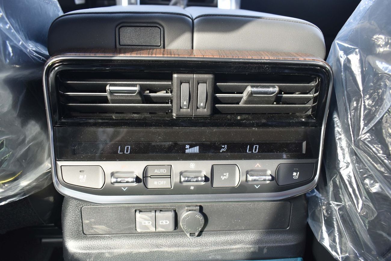 Toyota Land Cruiser VX 3.5L HYBRID