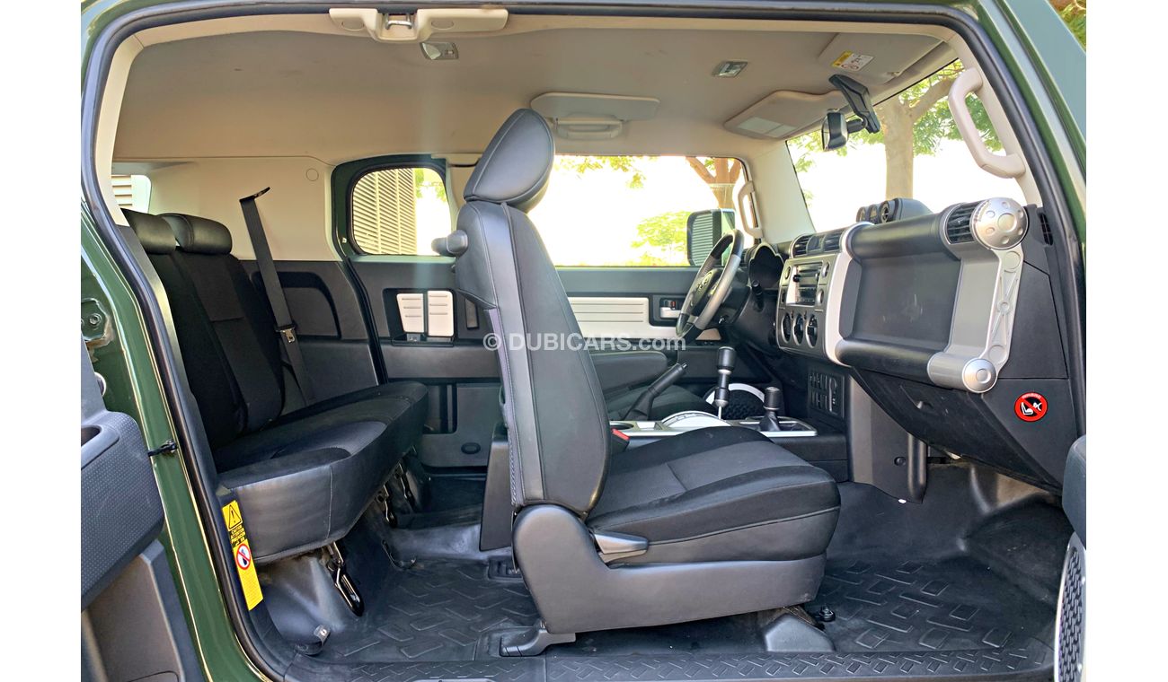 Toyota FJ Cruiser - 2014 - VXR - PRISTINE CONDITION - BANK FINANCE AVAILABLE - WARRANTY