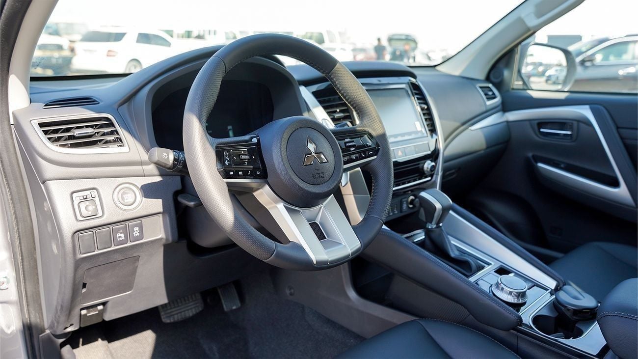 ميتسوبيشي مونتيرو سبورت جديد كلياً 2026 ميتسوبيشي مونتيرو سبورت GLS (H59) 3.0 لتر 6 سلندر – SUV – مواصفات خليجية | جاهز للتص