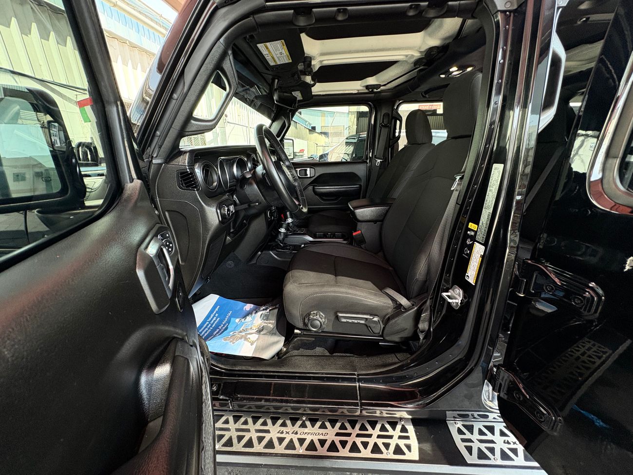 Jeep Wrangler Unlimited Sport 3.6L A/T