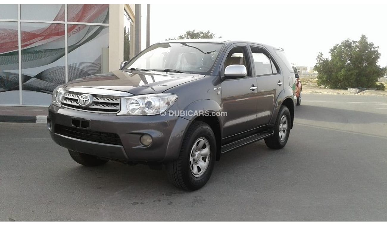 Toyota Fortuner Toyota Fortune 2009 Gray