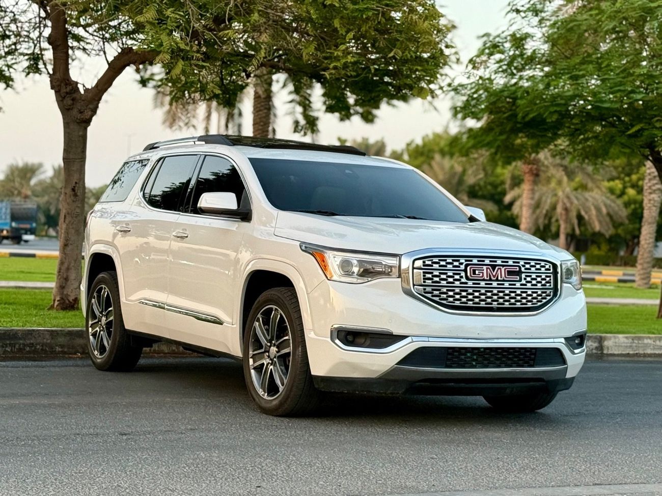 جي أم سي أكاديا SLT 3.6L