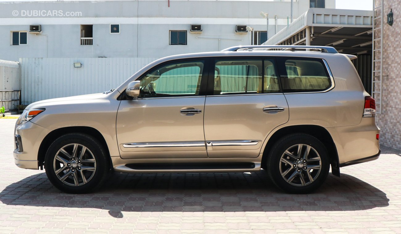 Lexus LX570