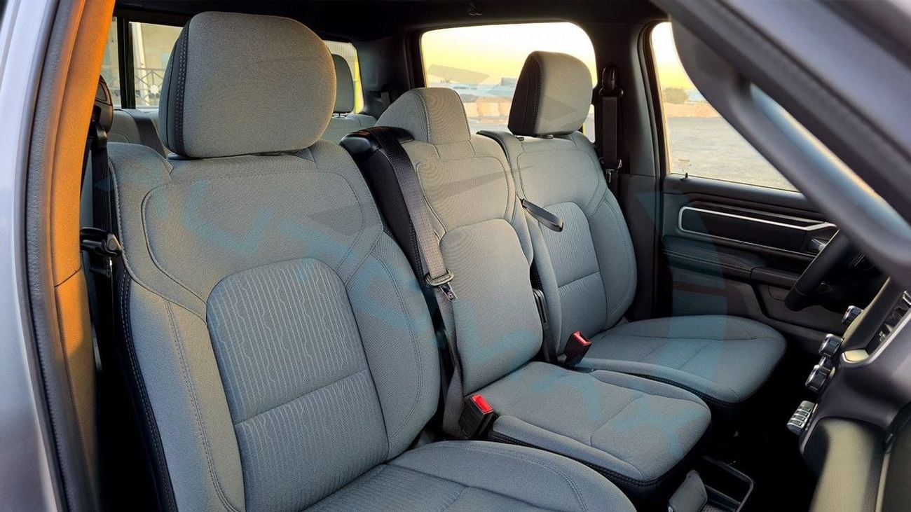 RAM 1500 Bighorn eTorque 3.6L V6 4x4 GCC 0Km With 3 Years Or 100,000 Km Warranty