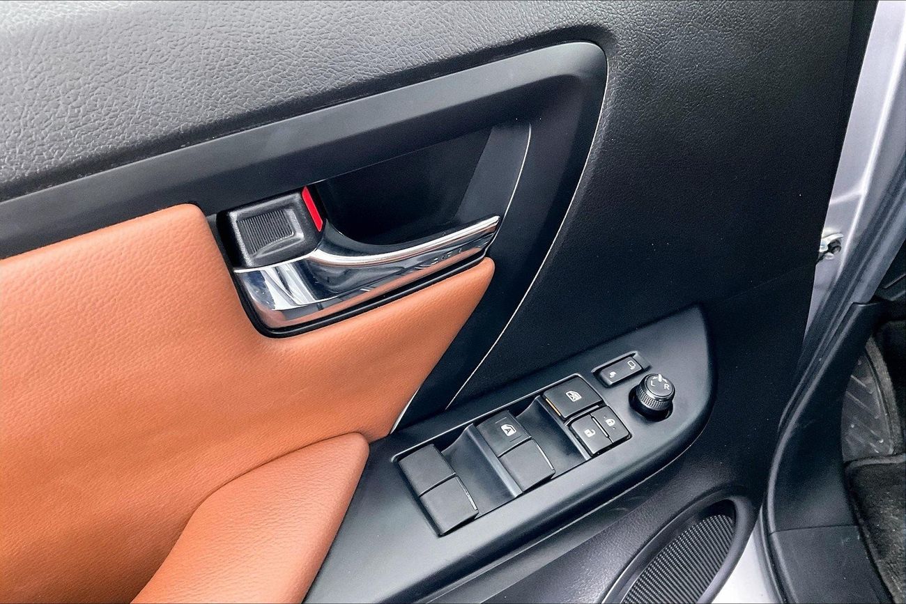 Mitsubishi Pajero Signature Edition | 1 year free warranty | 0 Down Payment