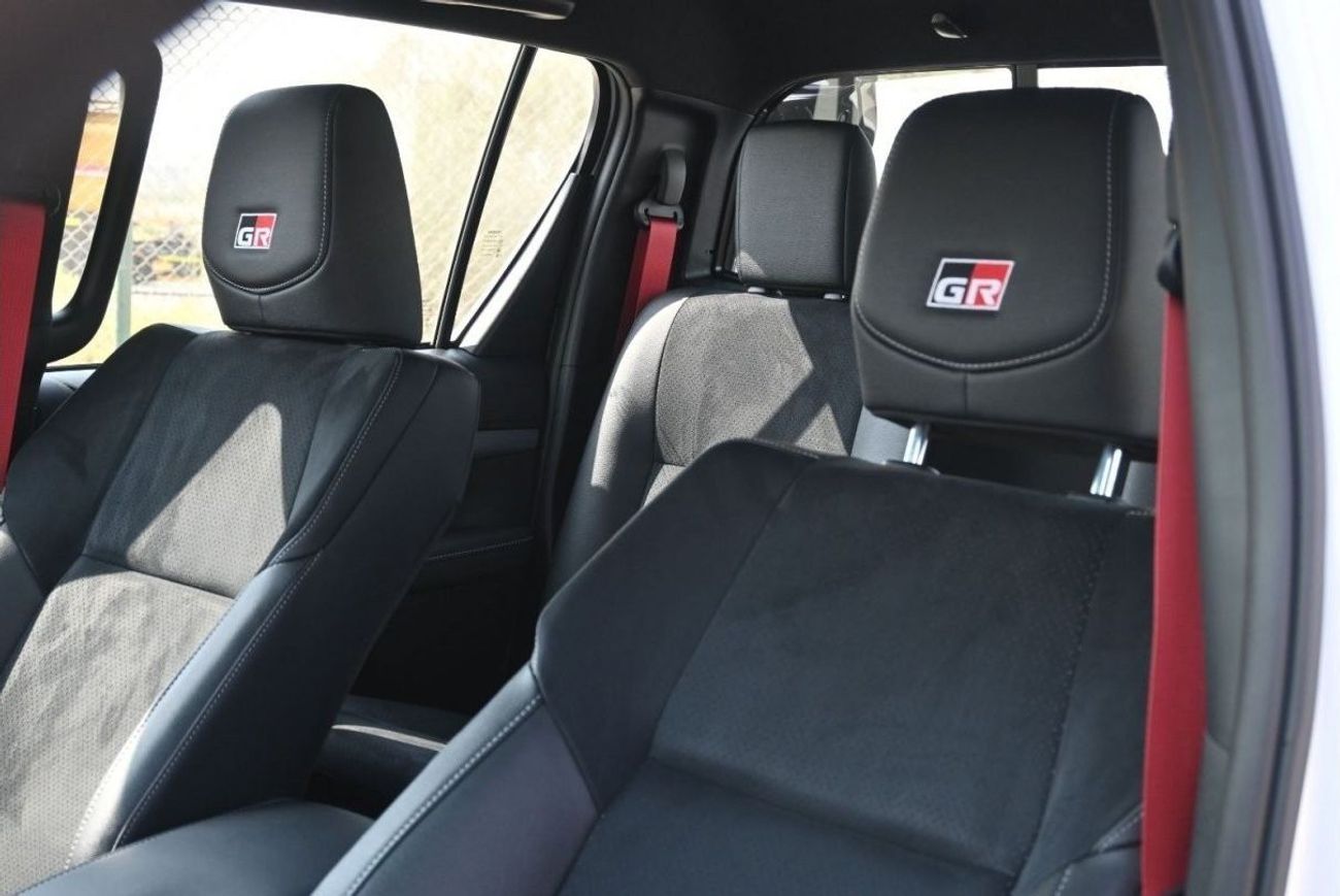 Toyota Hilux HILUX GR 2024 4.0L PETROL