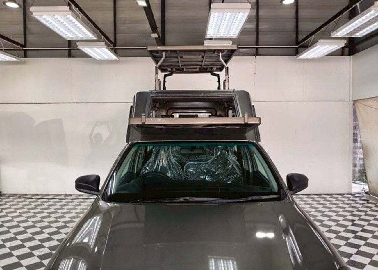 Toyota Hilux Toyota Hilux 2019 RHD diesel 2.4L modified