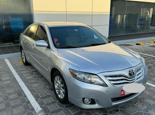 Toyota Camry This Toyota Camry XLE has been regularly serviced and is ready for its next owner.
