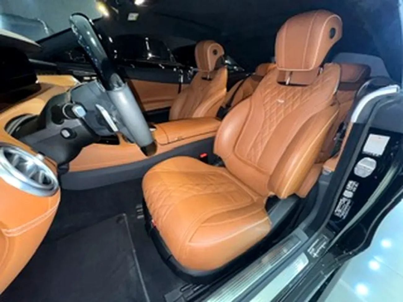 Mercedes Benz S560 S 560 Designo Edition | GCC Specs
