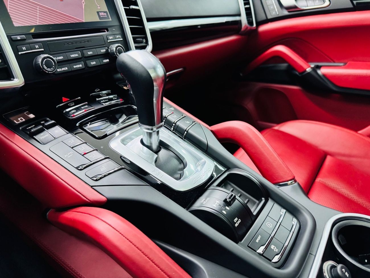 بورش كايان Platinum Edition