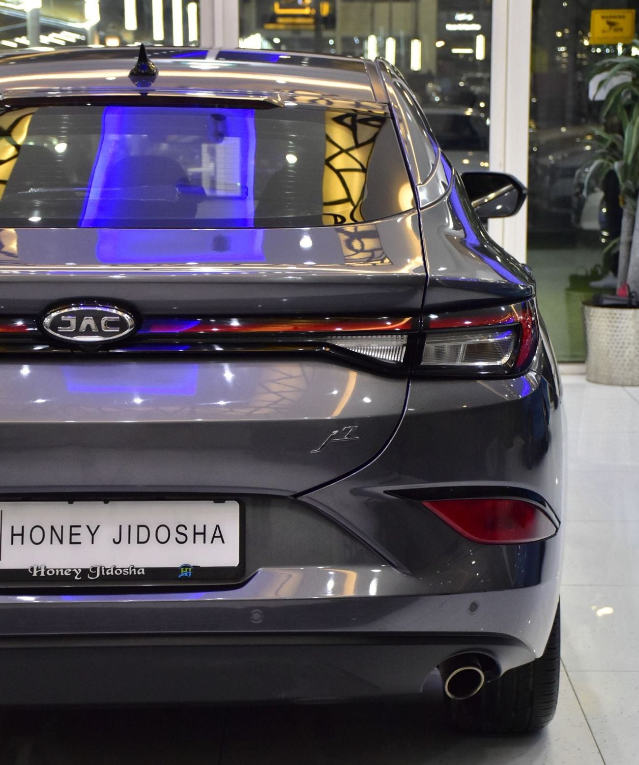 جاك J7 EXCELLENT DEAL for our JAC J7 ( 2024 Model ) in Grey Color GCC Specs