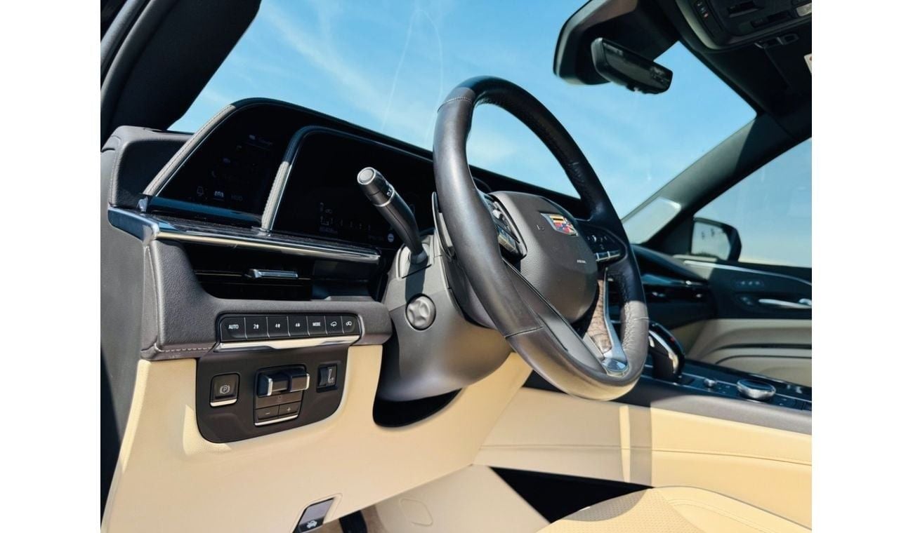 Cadillac Escalade Premium Luxury 6.2L 4WD