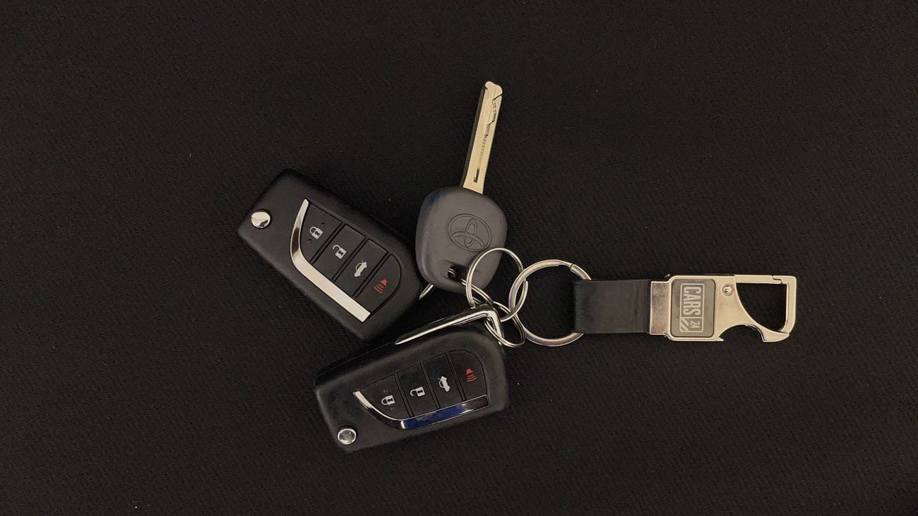 تويوتا كورولا XLI 1.6 | بدون دفعة مقدمة | اختبار القيادة في المنزل