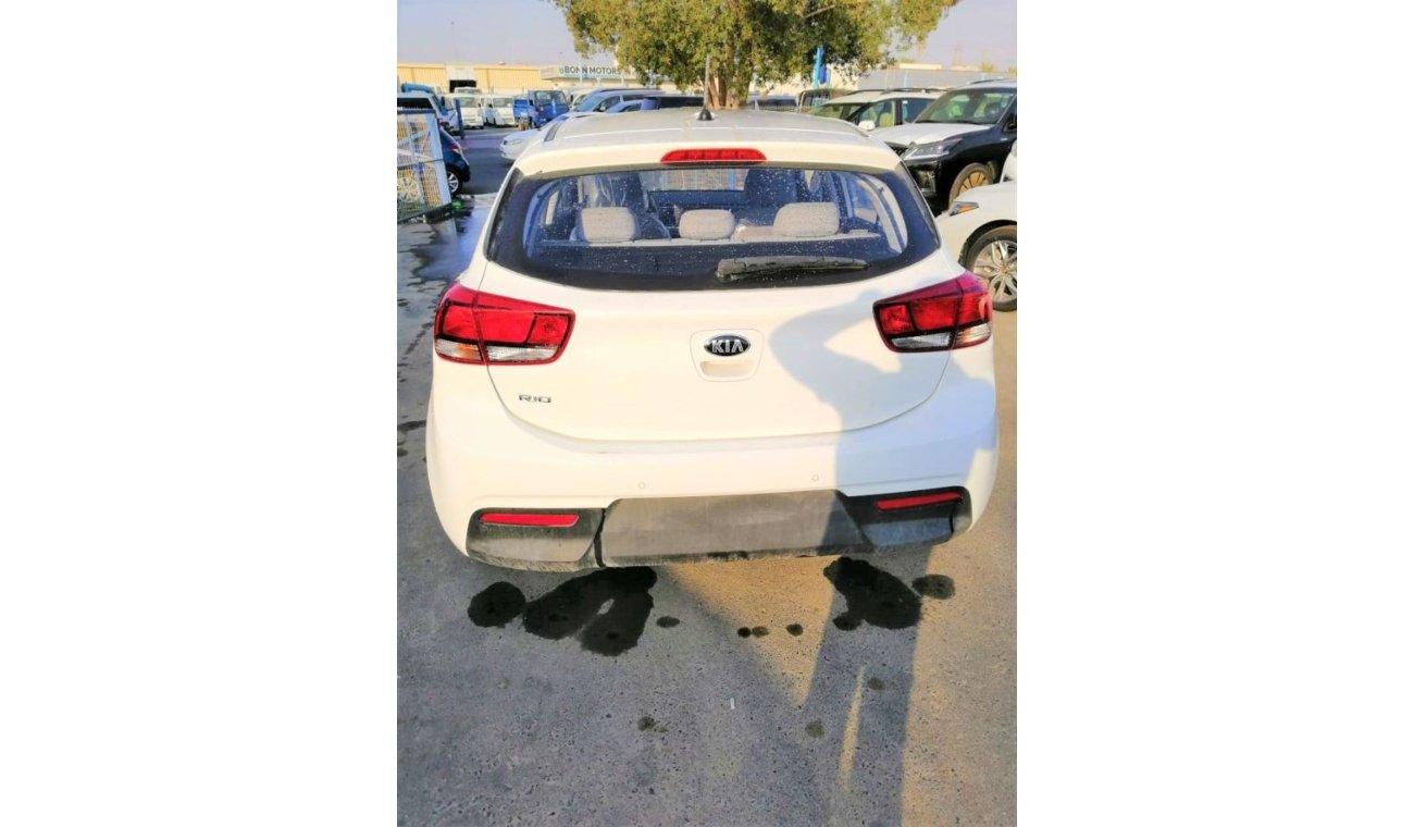 Kia Rio 1.4 hatch back