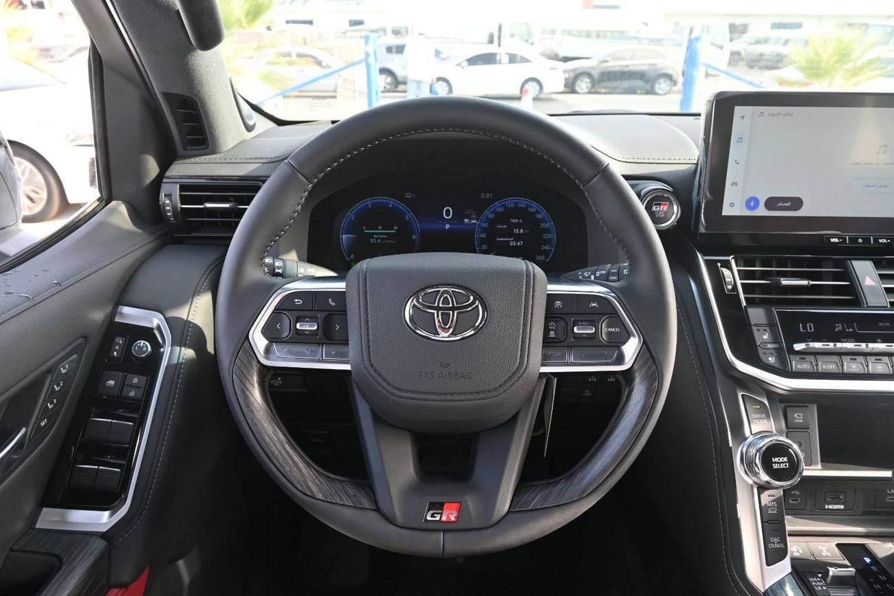 Toyota Land Cruiser GR SPORT Toyota Land Cruiser GR-Sport 3.5L Twin Turbo + Hybrid V6 4WD