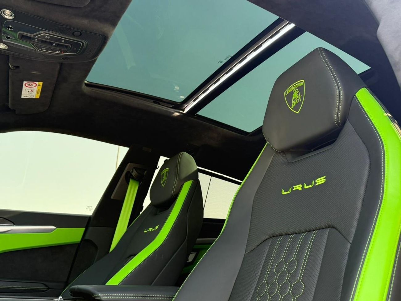 Lamborghini Urus 2024 LAMBORGHINI URUS S PERFECT LIKE NEW KOREAN SPECS S 4.0T V8