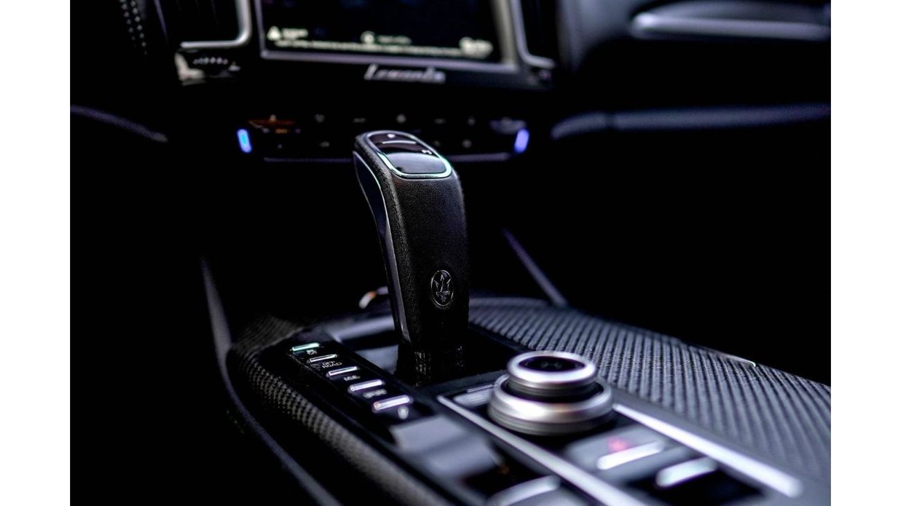 Maserati Levante Std