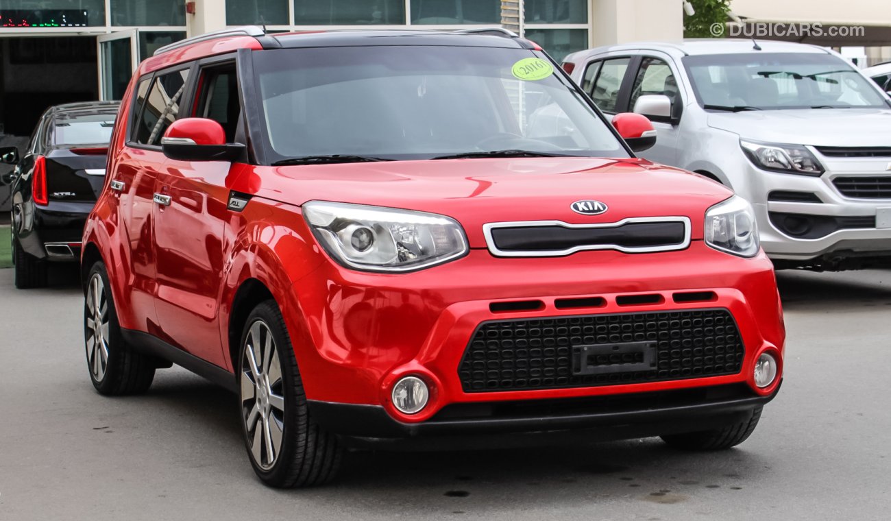 Kia Soul GCC 1.6  CC - SUPER CLEAN - WARRANTY - FULL OPTION