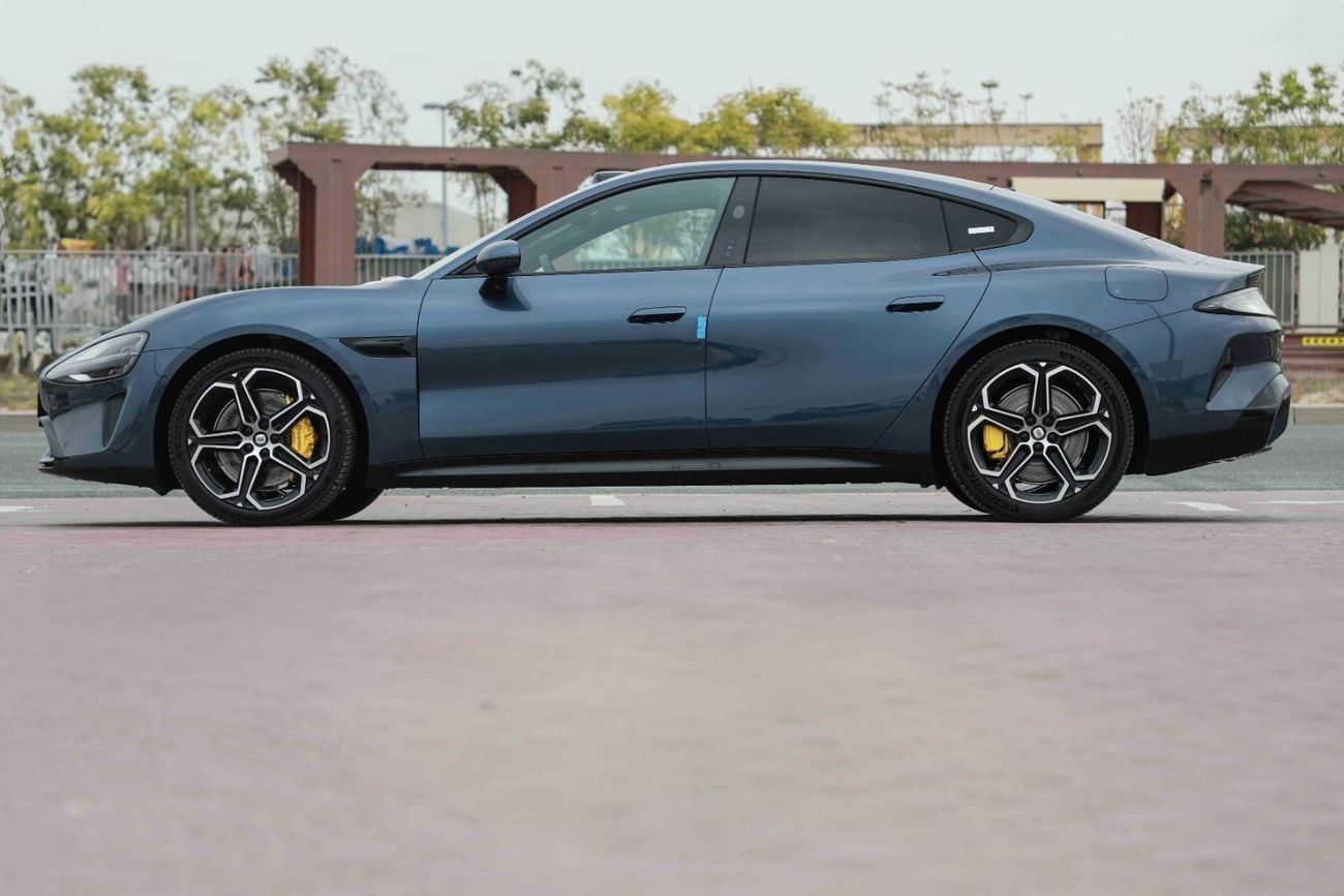 Xiaomi SU7 2025 XIAOMI SU7 MAX - GREY inside GREY | Export Price