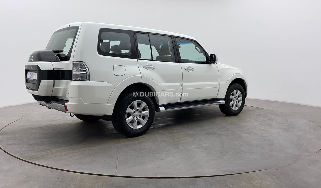 Mitsubishi Pajero 3500