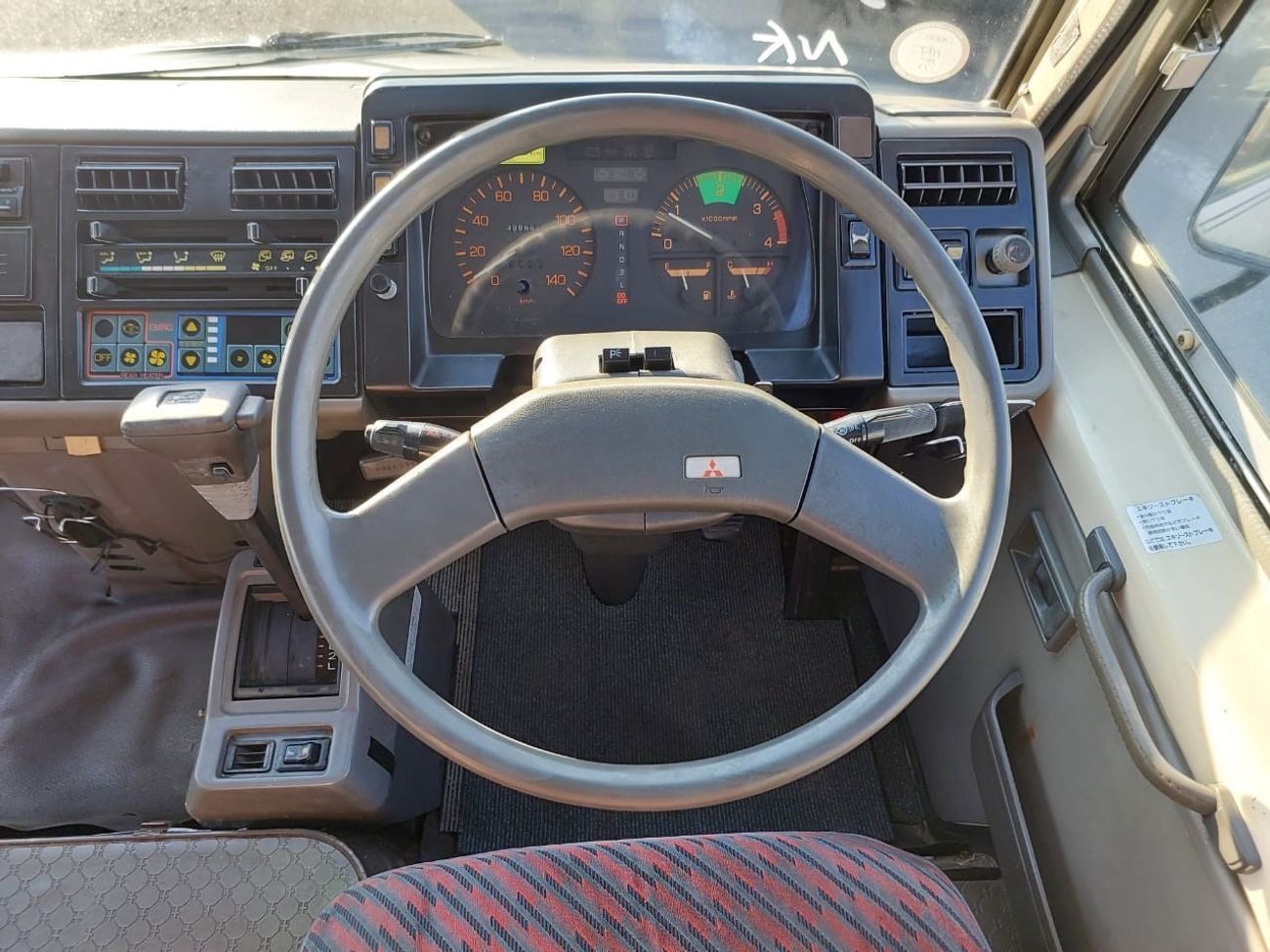 Mitsubishi Rosa MITSUBISHI ROSA BUS RIGHT HAND DRIVE(PM30267)