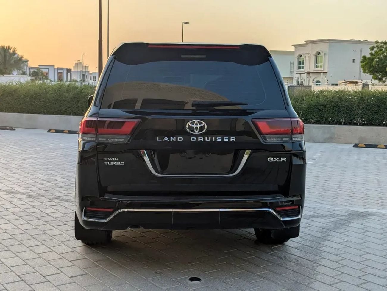 تويوتا لاند كروزر GXR Facelifted | 4.0L V6 | GCC Specs |Full Option| Excellent Condition