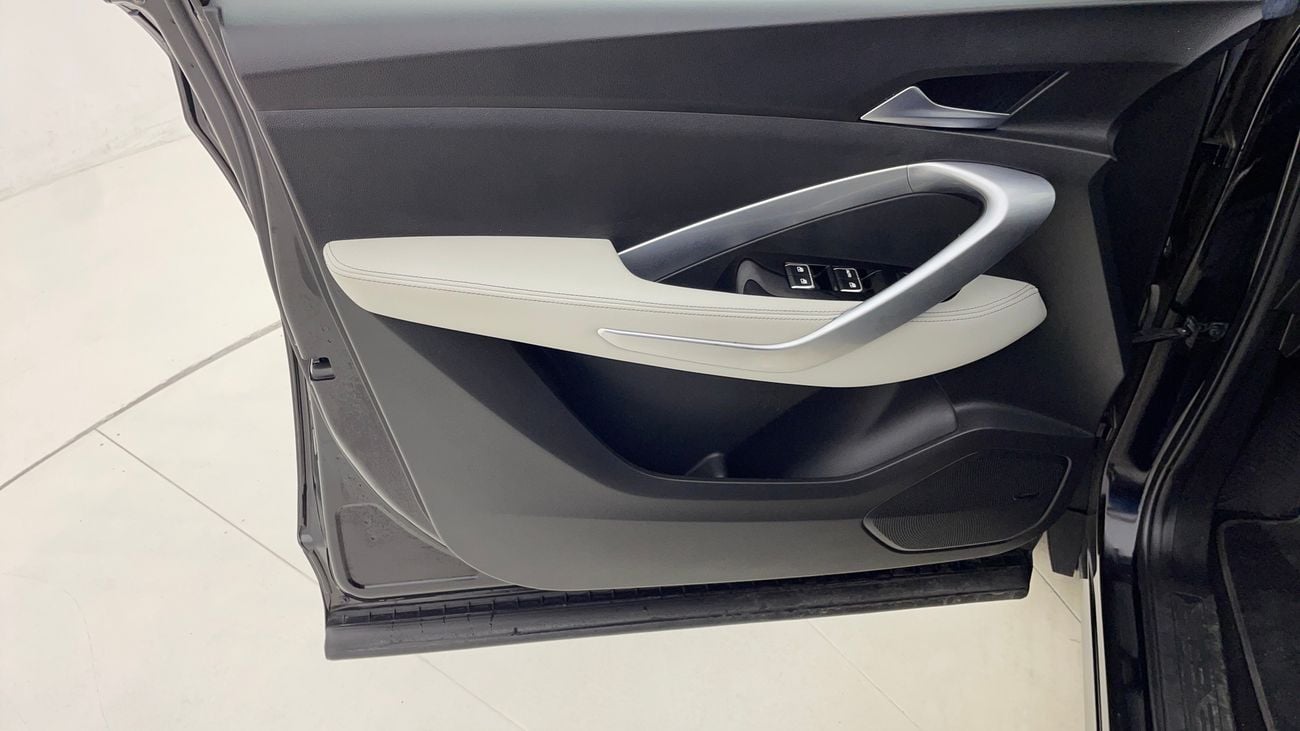 Chevrolet Captiva PREMIER 1.5 | Zero Down Payment | Free Home Test Drive